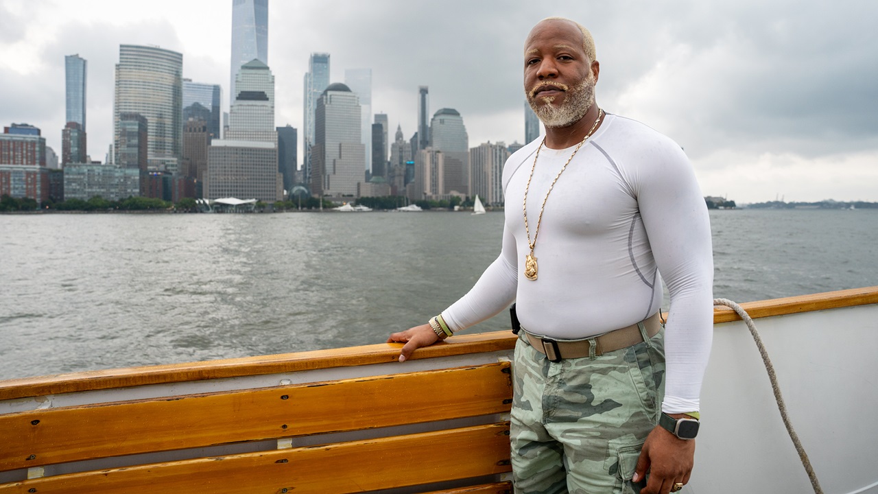 “Just go do it.” A PTSD Recovery Program Helped This Veteran Thrive - Play Video